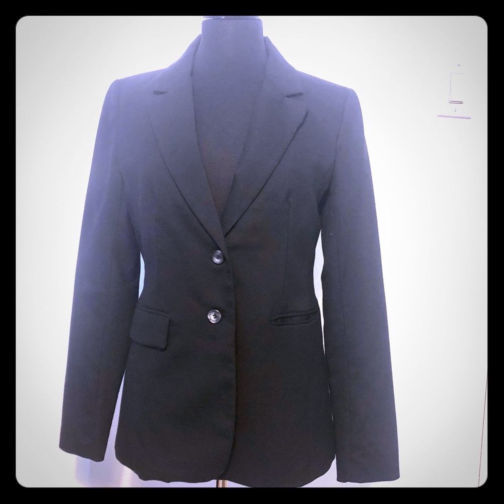 Black blazer. By 1901